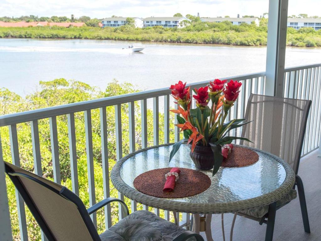Gulf Retreat 2: Magnificent Water Views, Steps To Beach, None Cleaner, None Nicer! Clearwater Beach Kültér fotó